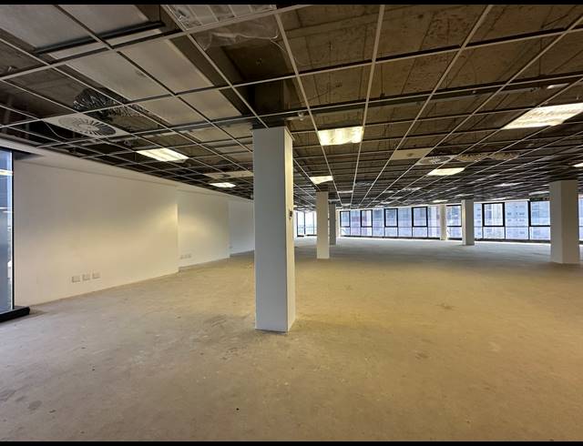 1,442M² OFFICE TO LET IN SANDTON CENTRAL